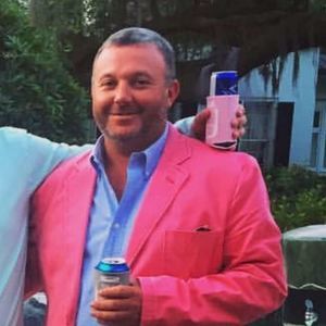 Meet your Posher, Cliff